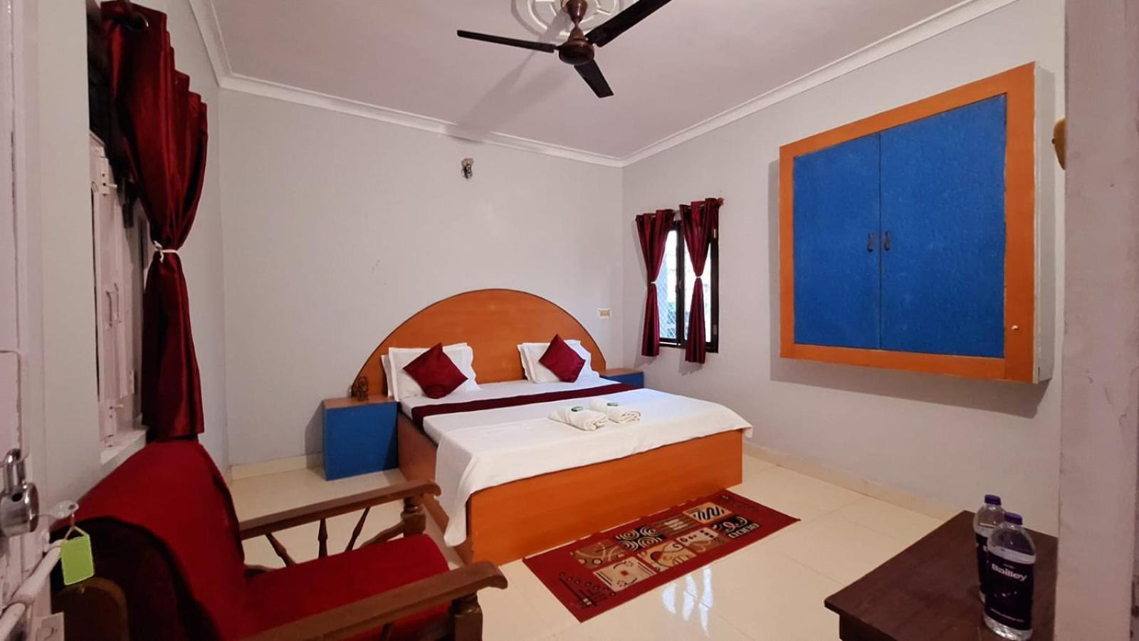 Mohit Paying Guest House Varanasi Esterno foto