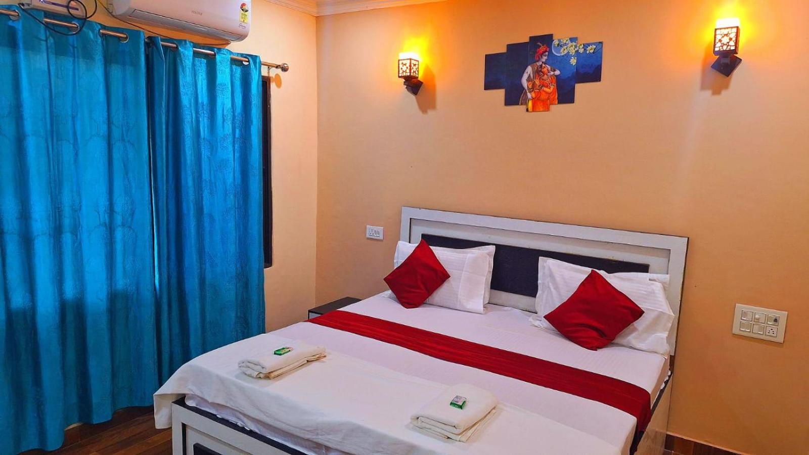 Mohit Paying Guest House Varanasi Esterno foto